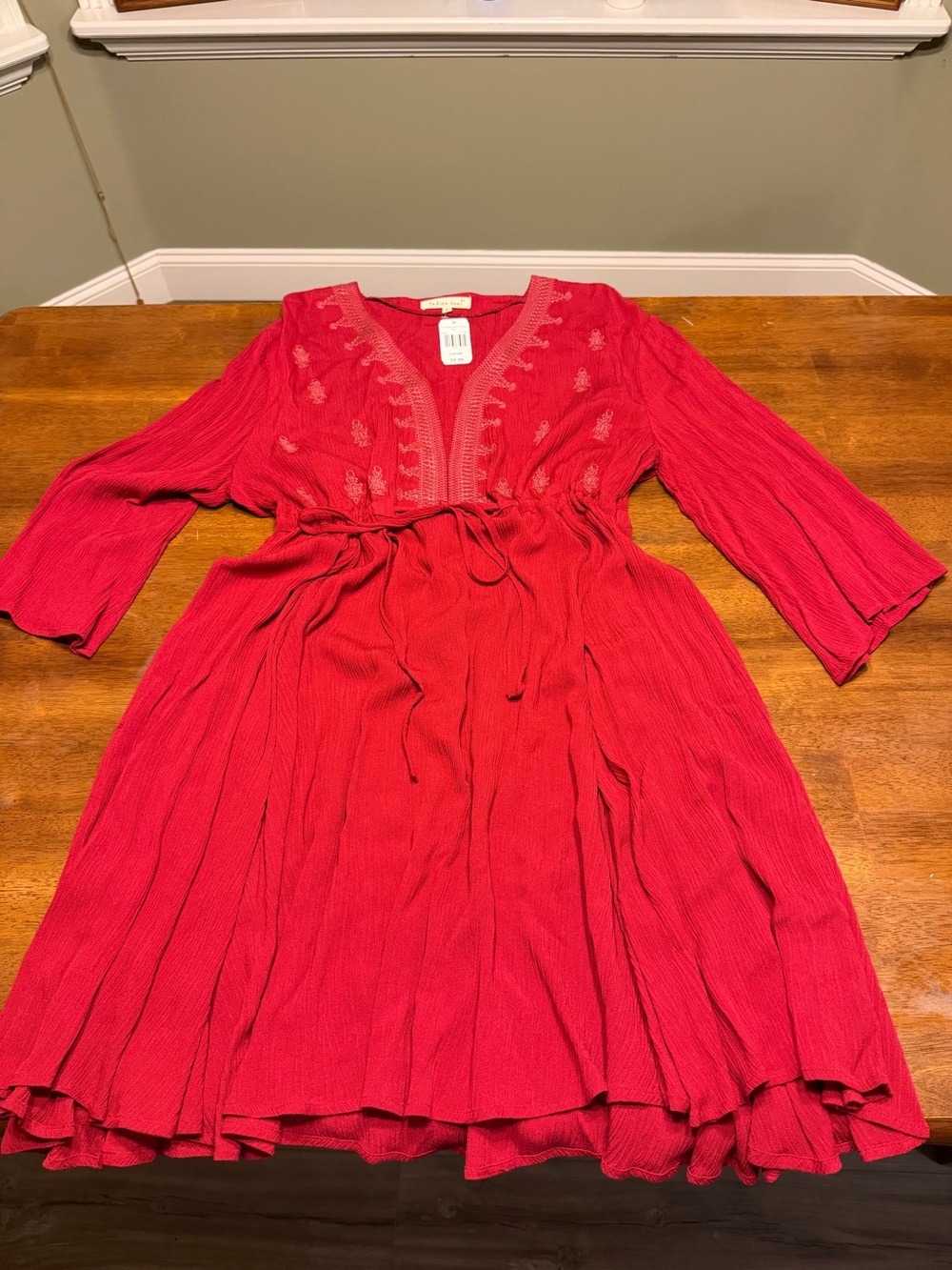 NWT indigo soul Red Embroidered V-Neck Long Sleeve Dress Size L